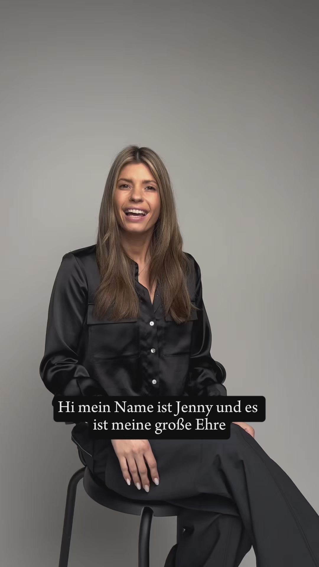 Video laden: &lt;h2&gt;Willkommen in der chaarmant Partnerwelt&lt;br/&gt;&lt;/h2&gt;&lt;p&gt;&lt;br/&gt;Einblick aus der Praxis: Unsere Partnerinnen erzählen, warum sie mit chaarmant arbeiten.&lt;/p&gt;